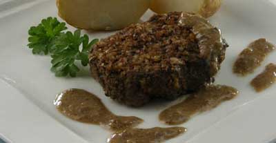 Рецепт - Блюда из мяса и субпродуктов : Бифштекс с орехами (2)