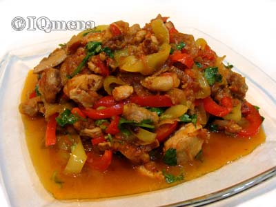 Рецепт - курица тушенная с овощами